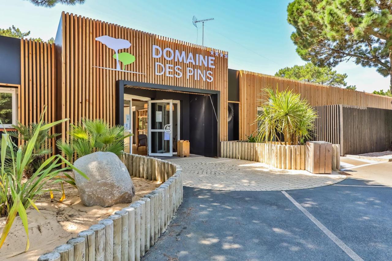 Le Domaine Des Pins Hotel Сент-Илер-де-Рие Екстериор снимка